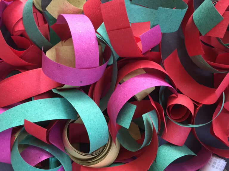 Party Streamers Wholesale for Events & Stores. Moriz Paper supplier